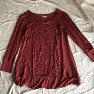 Caite long sleeved tunic T